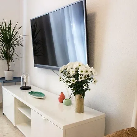 Puerta A La Mezquita