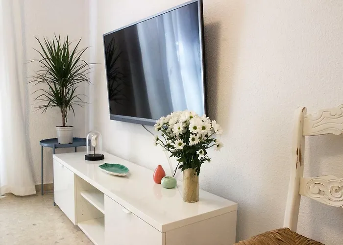 Puerta A La Mezquita